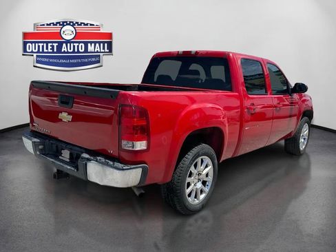 Used 2008 GMC Sierra 1500 SLE w/ All-Terrain Package AWD/4WD image 3