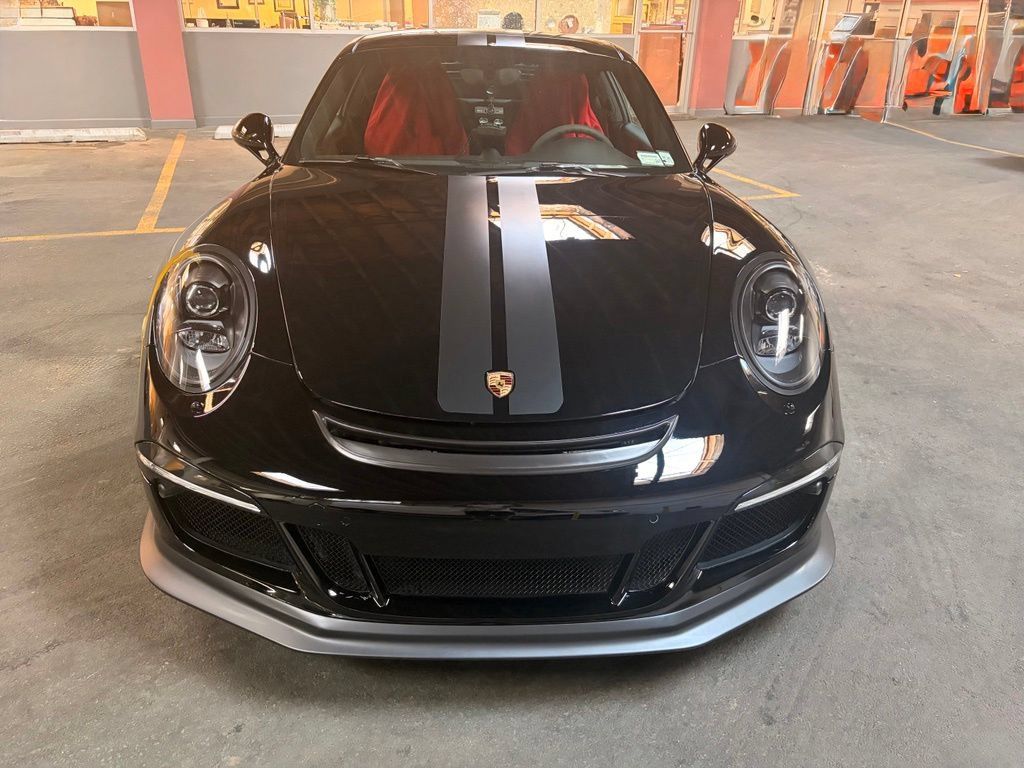 Used 2016 Porsche 911 Carrera GTS RWD image 2