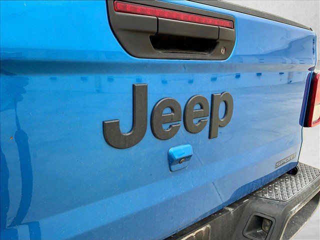 Used 2020 Jeep Gladiator Sport w/ Trailer Tow Package AWD/4WD image 29