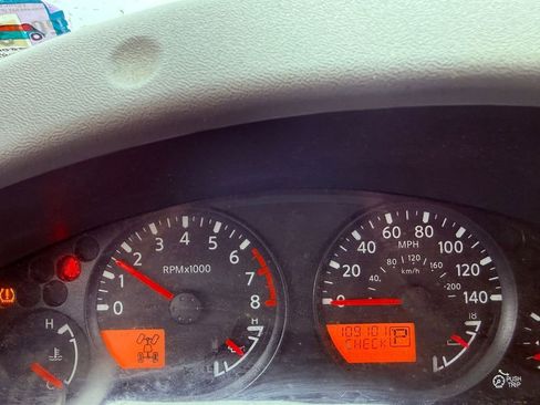 Used 2017 Nissan Frontier SV w/ SV Value Truck Package image 7