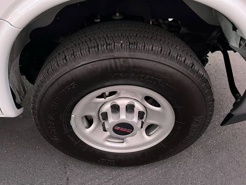 Used 2024 Chevrolet Express 2500 w/ Driver Convenience Package image 13