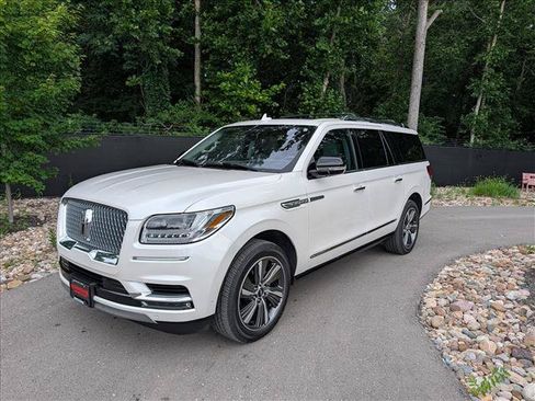 Used 2019 Lincoln Navigator L Reserve w/ Cargo Package AWD/4WD image 1