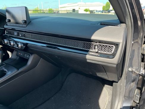 Used 2024 Honda Civic Sport image 29