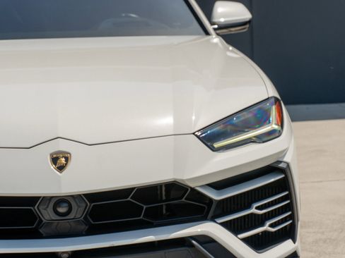 Used 2020 Lamborghini Urus AWD/4WD image 20