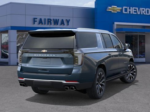 New 2026 Chevrolet Suburban High Country image 4