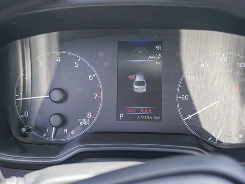 Used 2025 Toyota Corolla LE FWD image 21