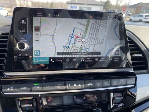 New 2026 Honda Odyssey Touring image 13