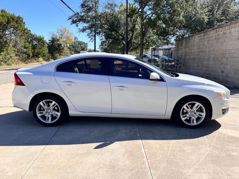 Used 2015 Volvo S60 T5 Premier Plus image 11