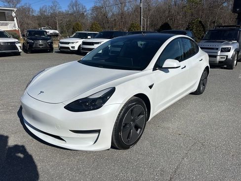 Used 2021 Tesla Model 3 Long Range image 1