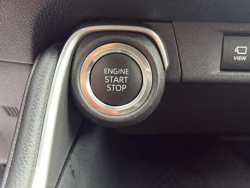 Used 2025 Toyota Grand Highlander AWD image 24