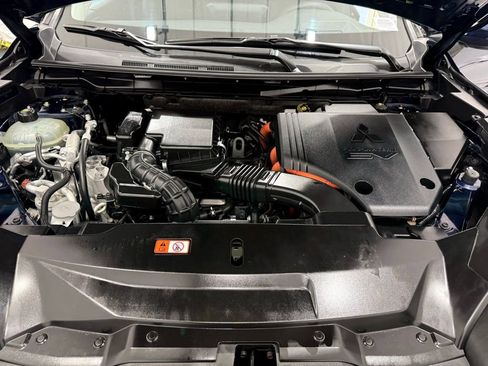 Used 2024 Mitsubishi Outlander SEL Black Edition image 11