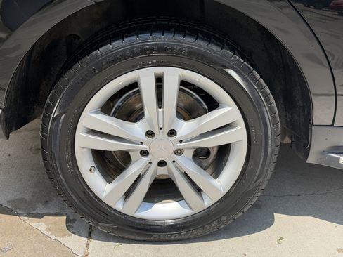 Used 2013 Mercedes-Benz ML 350 BlueTEC 4MATIC image 12