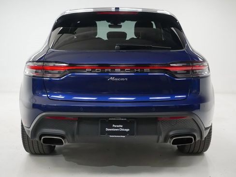 Certified 2025 Porsche Macan image 11