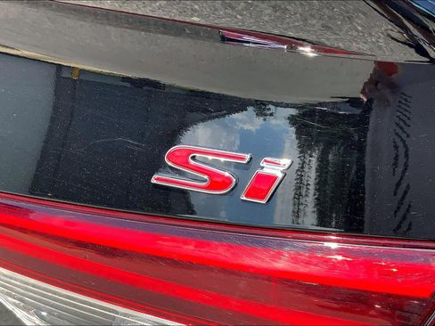 Used 2024 Honda Civic Si image 10