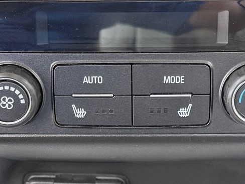 Used 2022 GMC Acadia Denali w/ Denali Ultimate Package FWD image 33