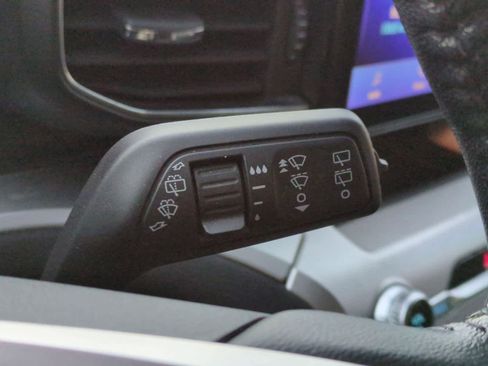 Certified 2021 Ford Explorer XLT w/ Equipment Group 202A image 27