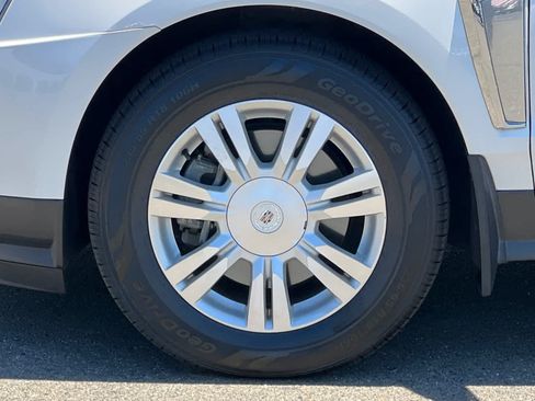 Used 2016 Cadillac SRX Luxury w/ Driver Awareness Package AWD/4WD image 33
