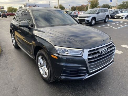 Used 2018 Audi Q5 2.0T Premium w/ Convenience Package image 2