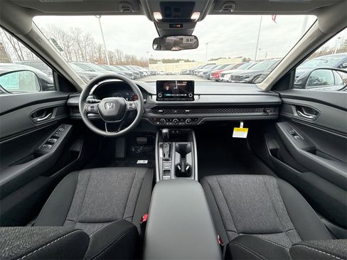 New 2025 Honda Accord SE image 22