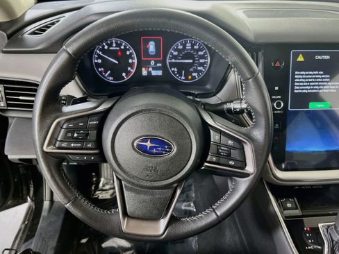 Used 2023 Subaru Outback Premium AWD/4WD image 11