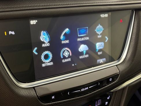 Used 2018 Cadillac XT5 Premium Luxury FWD image 42