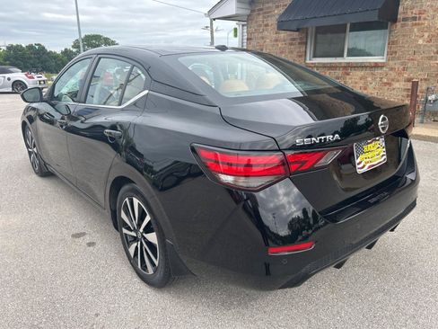 Used 2022 Nissan Sentra SV w/ SV Premium Package FWD image 9