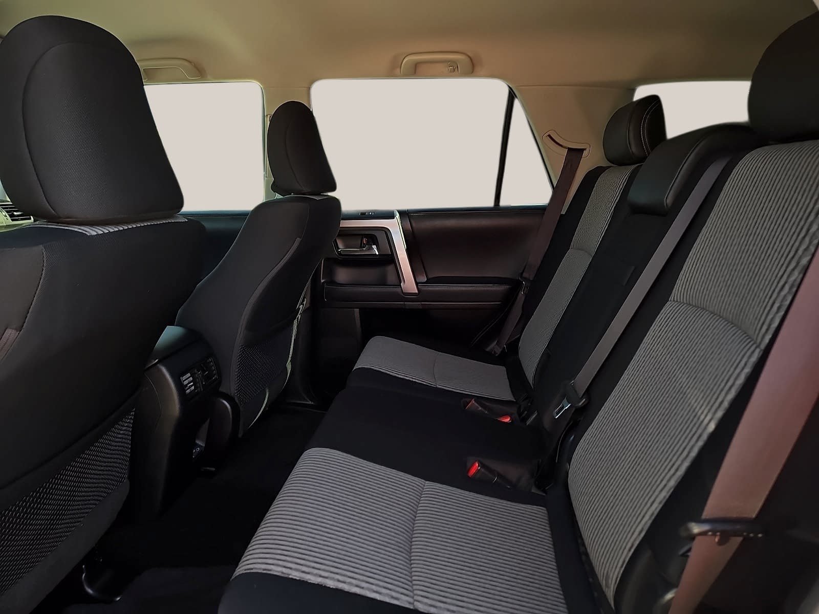 Used 2024 Toyota 4Runner SR5 RWD image 11