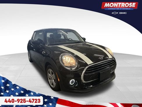 Used 2020 MINI Cooper 2-Door Hardtop image 7