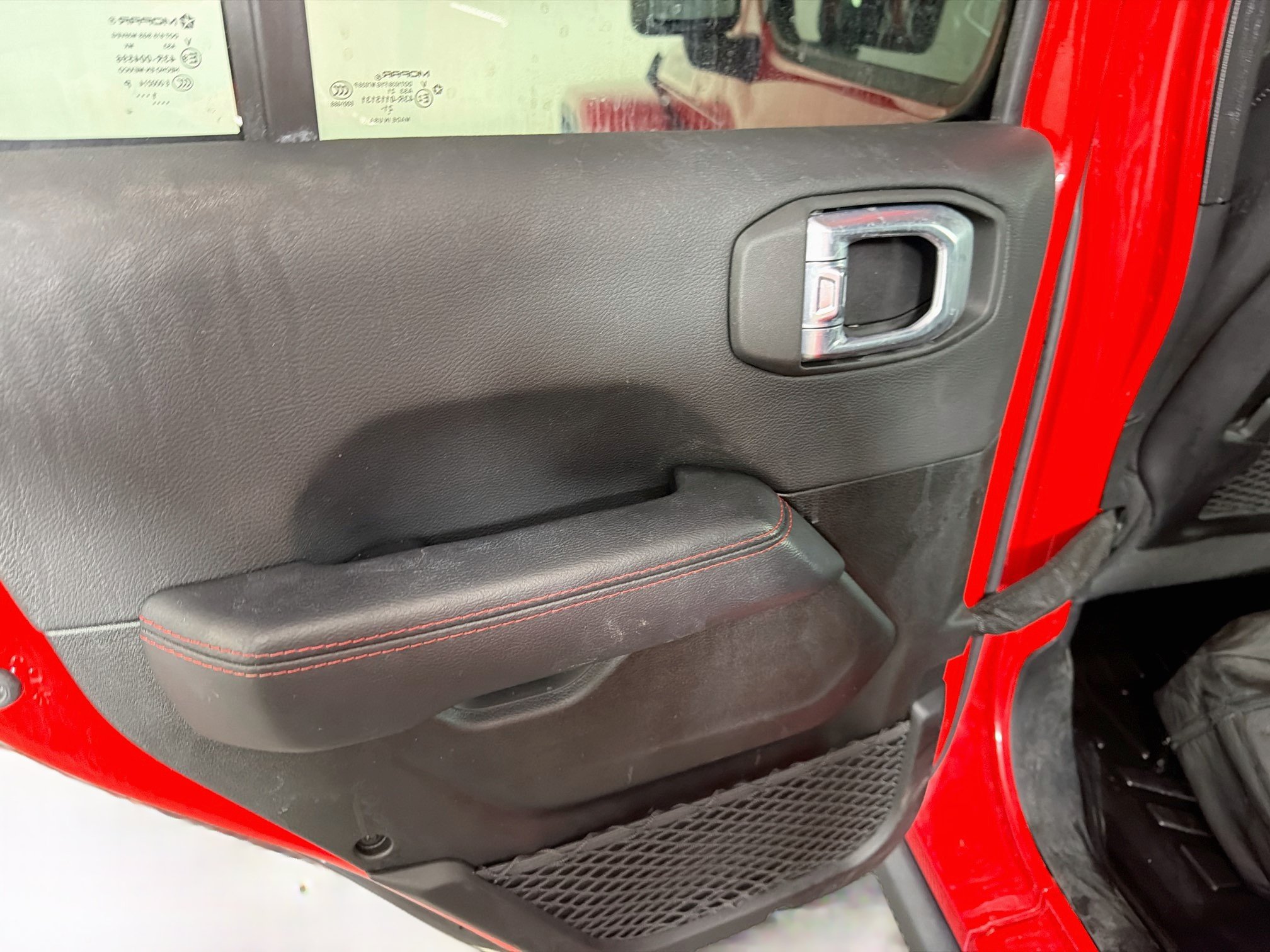 Used 2022 Jeep Gladiator Rubicon w/ LED Lighting Group AWD/4WD image 26