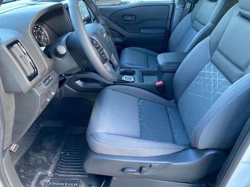 New 2026 Nissan Frontier SV w/ All-Weather Content Package image 10