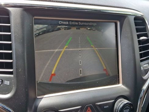 Used 2014 Jeep Grand Cherokee Limited w/ Trailer Tow Group IV AWD/4WD image 20