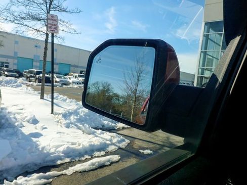 Used 2018 Ford F150 Lariat w/ Equipment Group 502A Luxury image 60