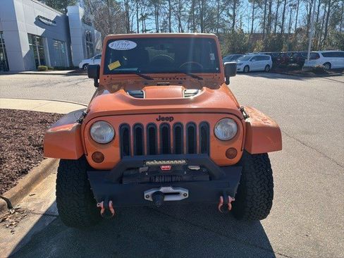 Used 2013 Jeep Wrangler Unlimited Sahara w/ Dual Top Group image 9