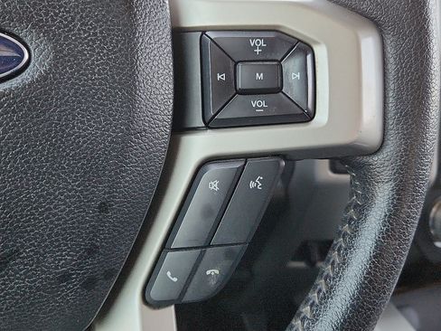 Used 2015 Ford F150 Lariat w/ Equipment Group 502A Luxury image 17