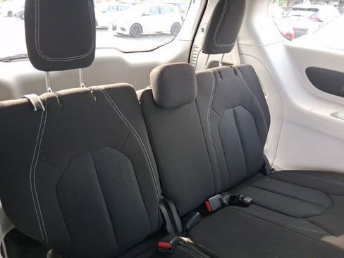 Used 2023 Chrysler Voyager LX FWD image 13