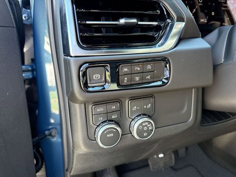 New 2026 GMC Yukon XL Denali w/ Sun & Power Step Package image 17