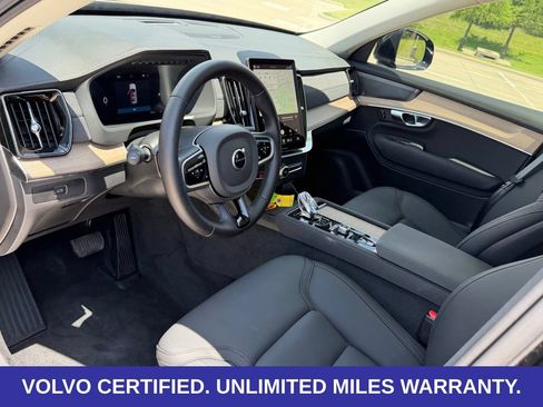 Certified 2026 Volvo XC90 B6 Plus AWD/4WD image 17