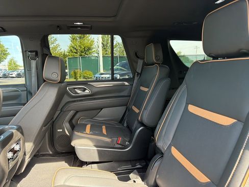 Certified 2023 GMC Yukon AT4 w/ AT4 Premium Package AWD/4WD image 15