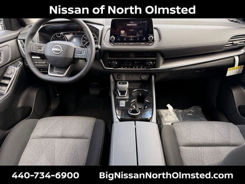 New 2026 Nissan Rogue SV w/ Cold Weather Package AWD/4WD image 17