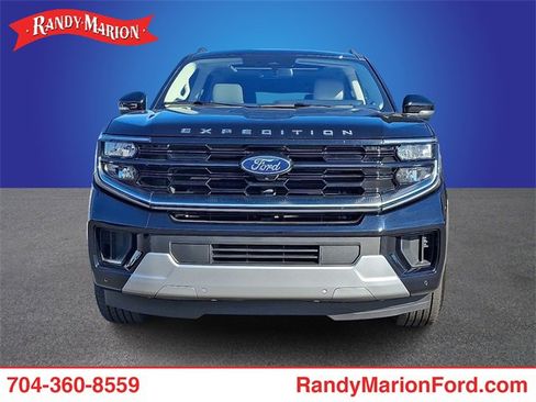 Used 2025 Ford Expedition Max Platinum image 2