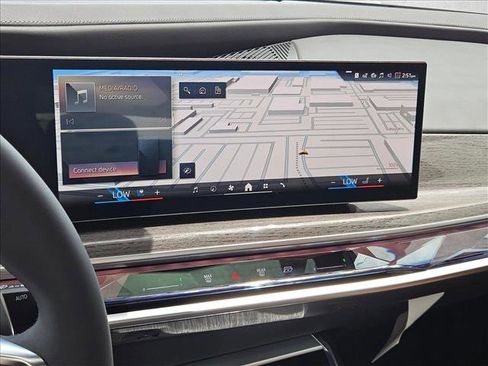 New 2026 BMW 760i xDrive AWD/4WD image 12