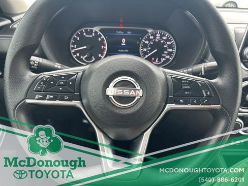 Used 2024 Nissan Sentra SV image 19