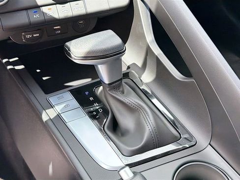 New 2026 Hyundai Elantra SE image 16