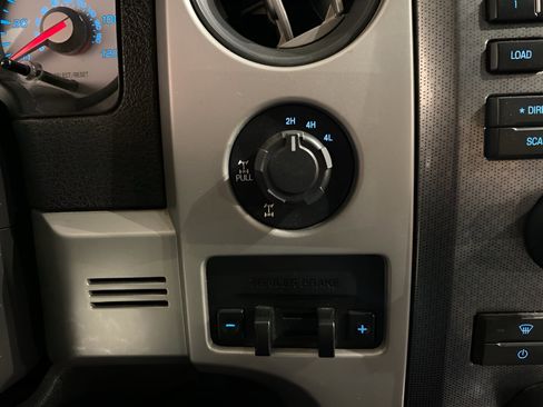 Used 2010 Ford F150 Raptor AWD/4WD image 18