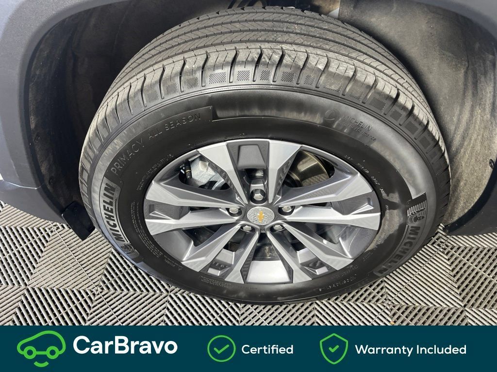 Used 2026 Chevrolet Equinox LT AWD/4WD image 15