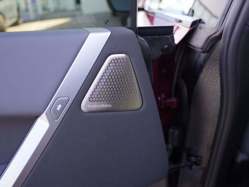 Used 2026 BMW iX xDrive45 image 10