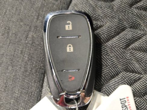 Used 2022 Chevrolet Equinox LT FWD image 32