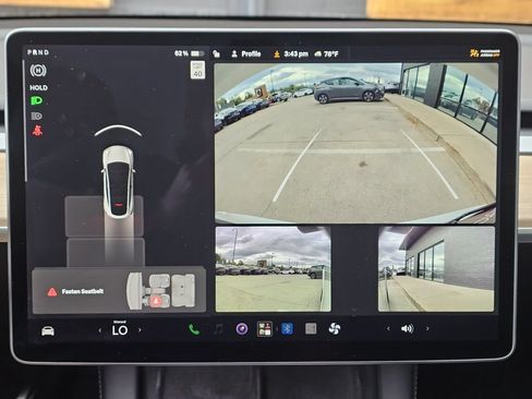 Used 2021 Tesla Model Y Long Range AWD/4WD image 25