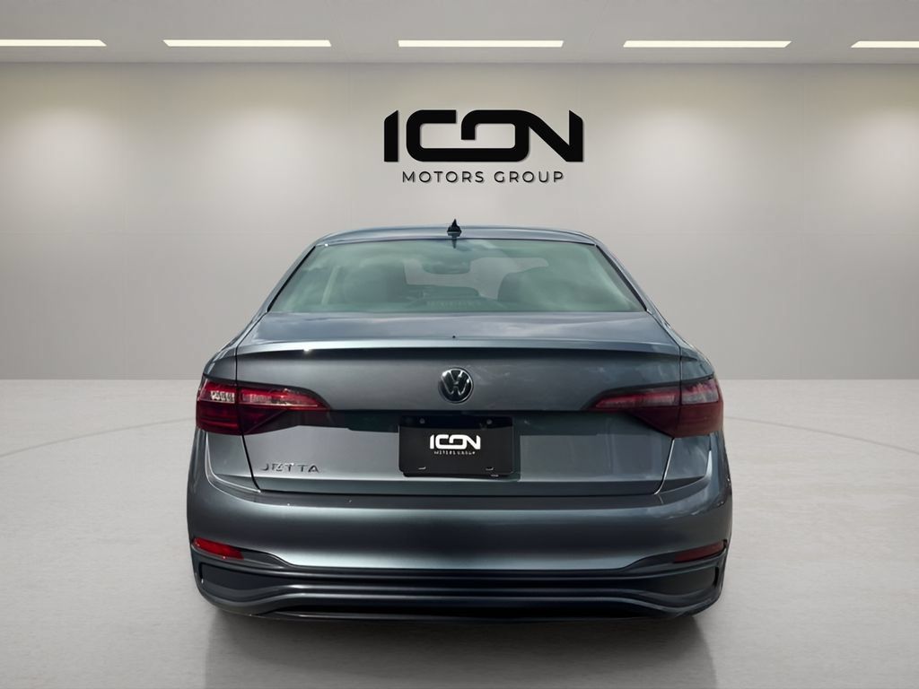 Used 2024 Volkswagen Jetta S FWD image 4