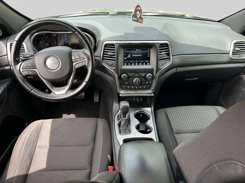 Used 2021 Jeep Grand Cherokee Laredo AWD/4WD image 14